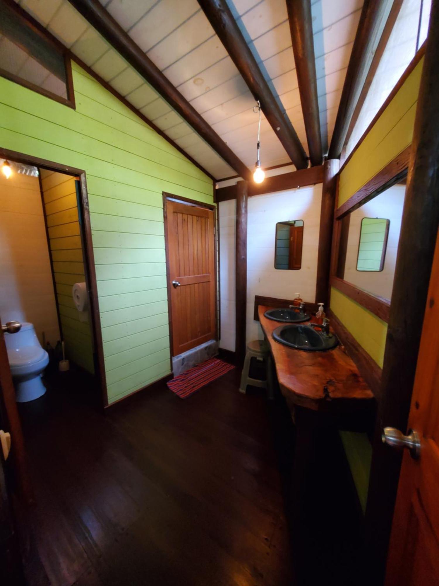 Hotel Casa Perico Рио-Дульсе Экстерьер фото