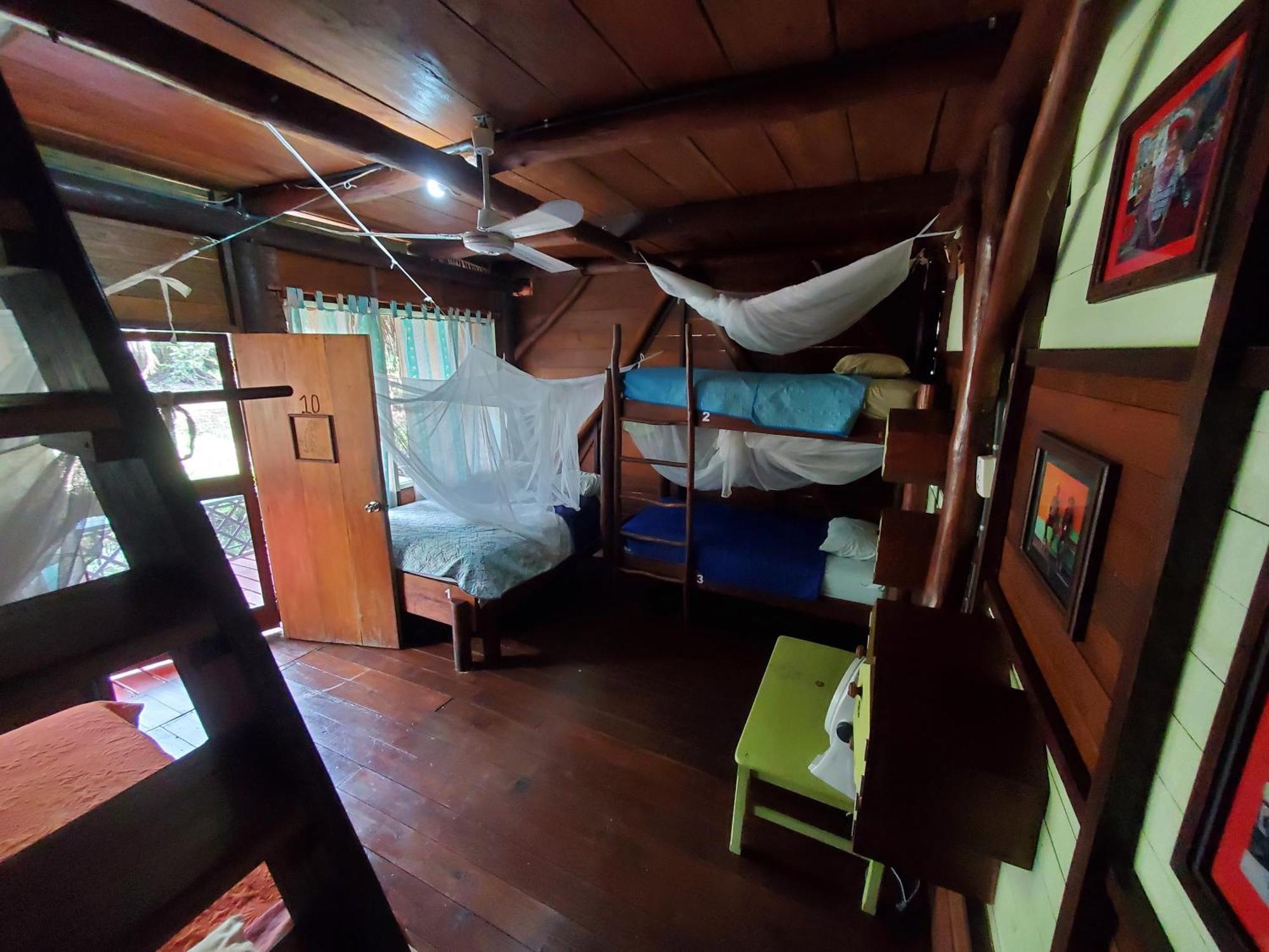 Hotel Casa Perico Рио-Дульсе Экстерьер фото