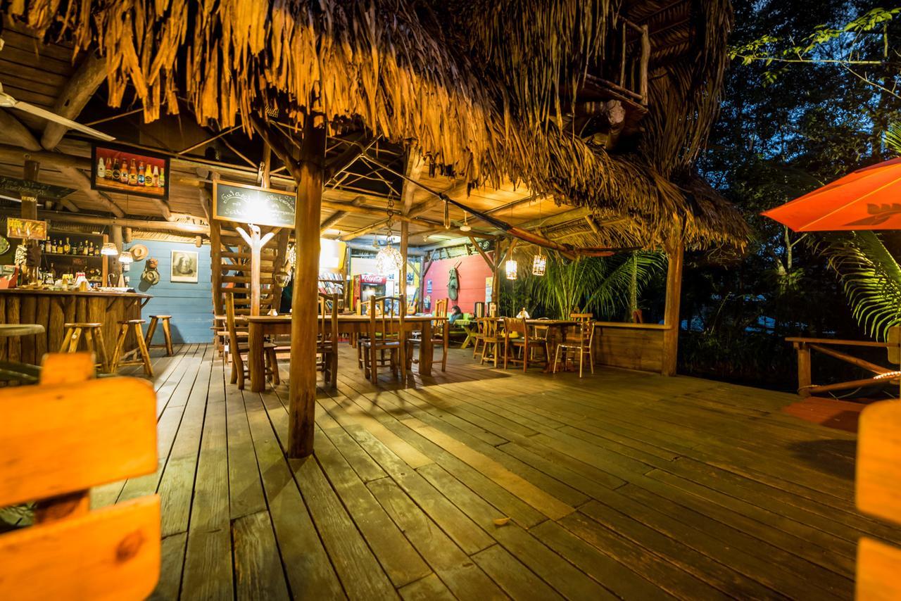 Hotel Casa Perico Рио-Дульсе Экстерьер фото